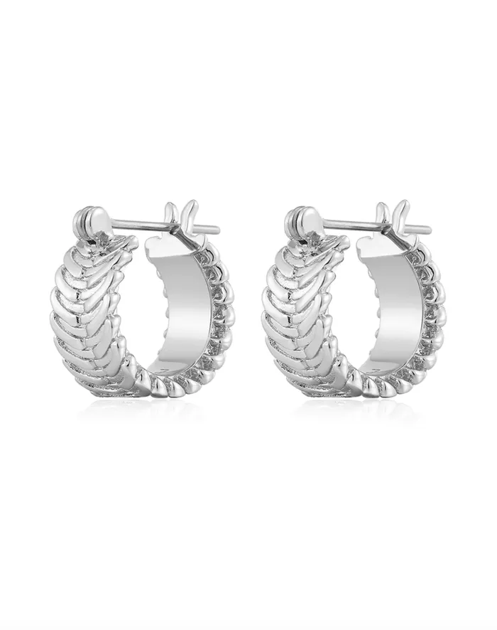 LUV AJ DOMENICO CHAIN HOOPS SILVER Necklaces