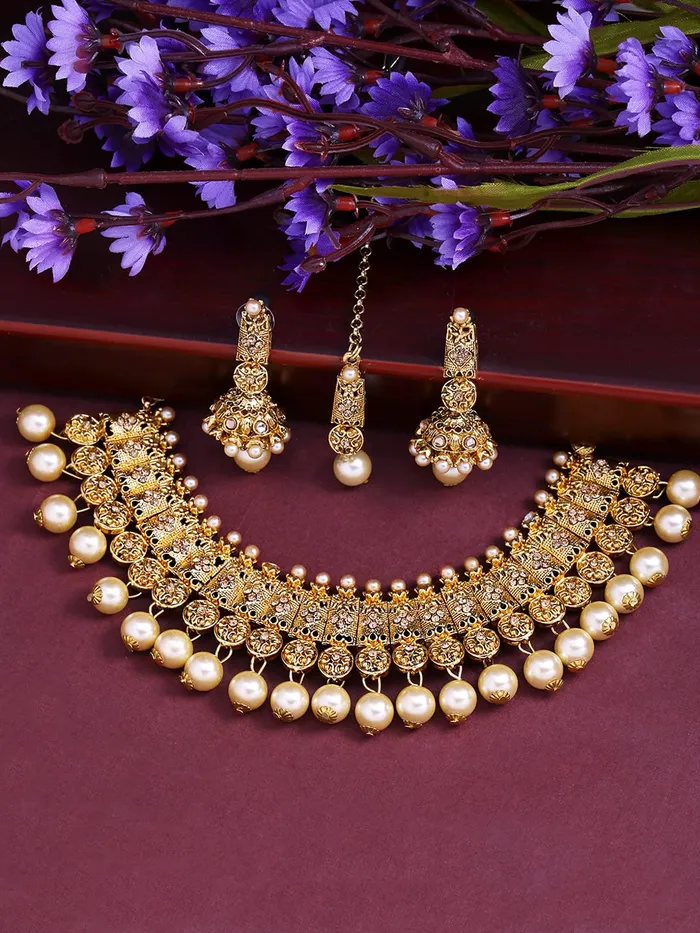 Yellow Chimes Necklaces Yellow Chimes Ethnic Gold Plated Studded Kundan Beads Jewellery Set Traditional Pearl Choker Necklace Set with Earrings and maang Tikka for Women and Girls Medium YCTJNS18DESGPRLGL