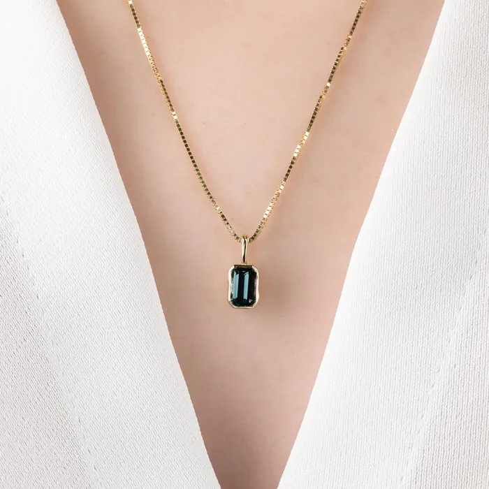 Necklaces Patia Necklace Dark Teal Blue Montana Sapphire 14K Yellow Gold One of a kind Envero Jewelry Necklaces Patia Necklace Dark Teal Blue Montana Sapphire 14K Yellow Gold One of a kind Envero Jewelry