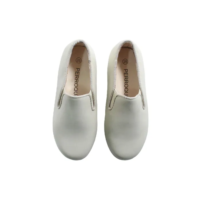 Perroquet Shoes Leather Smoking Shoes Light Beige Perroquet Shoes Necklaces
