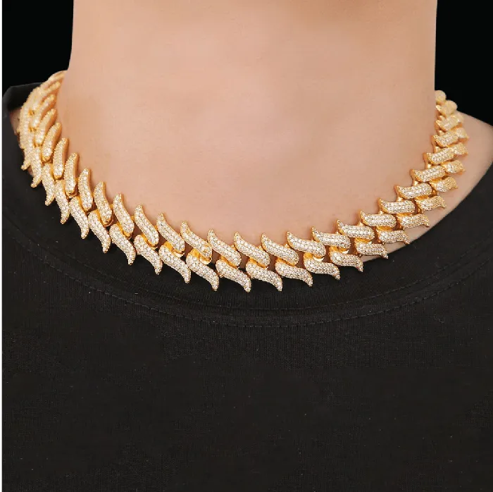 CUBAN LINK Necklaces 18MM Cuban Link Iced Out Diamond Necklace Chain