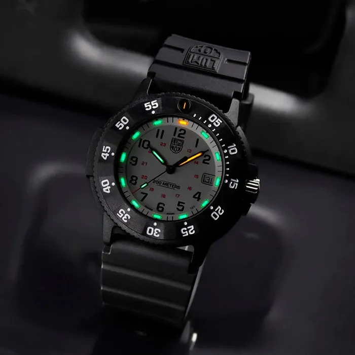 LUMONDI INC Original Navy SEAL Evo Military Watch 43 mm Watches
