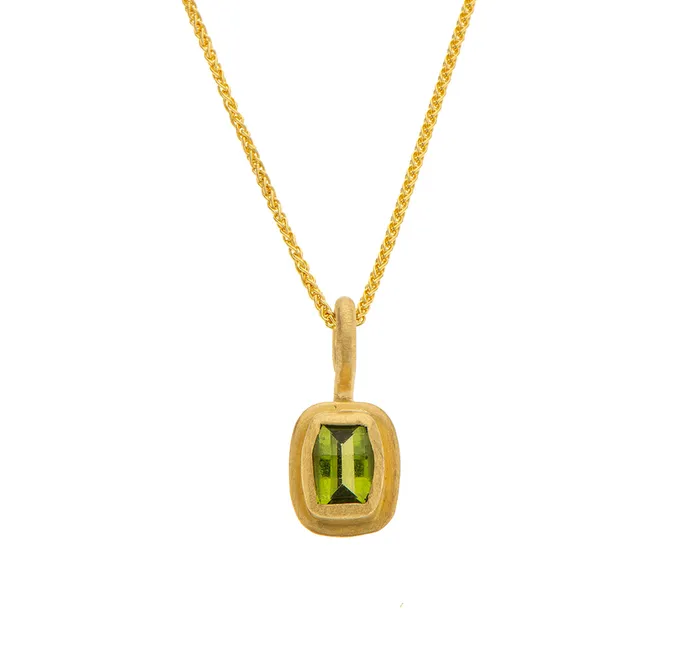 Necklaces Nava Zahavi Nava Zahavi Yellow Gold Peridot Necklace